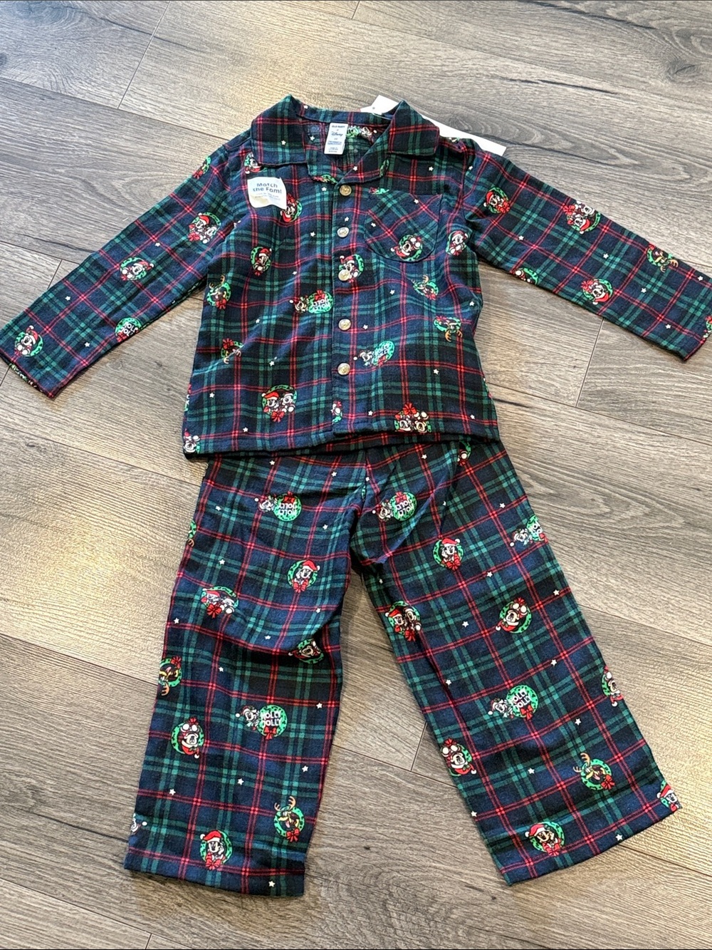 Old Navy x Disney Kids Holiday Christmas Plaid Pajama Set Green Red Plaid Mickey